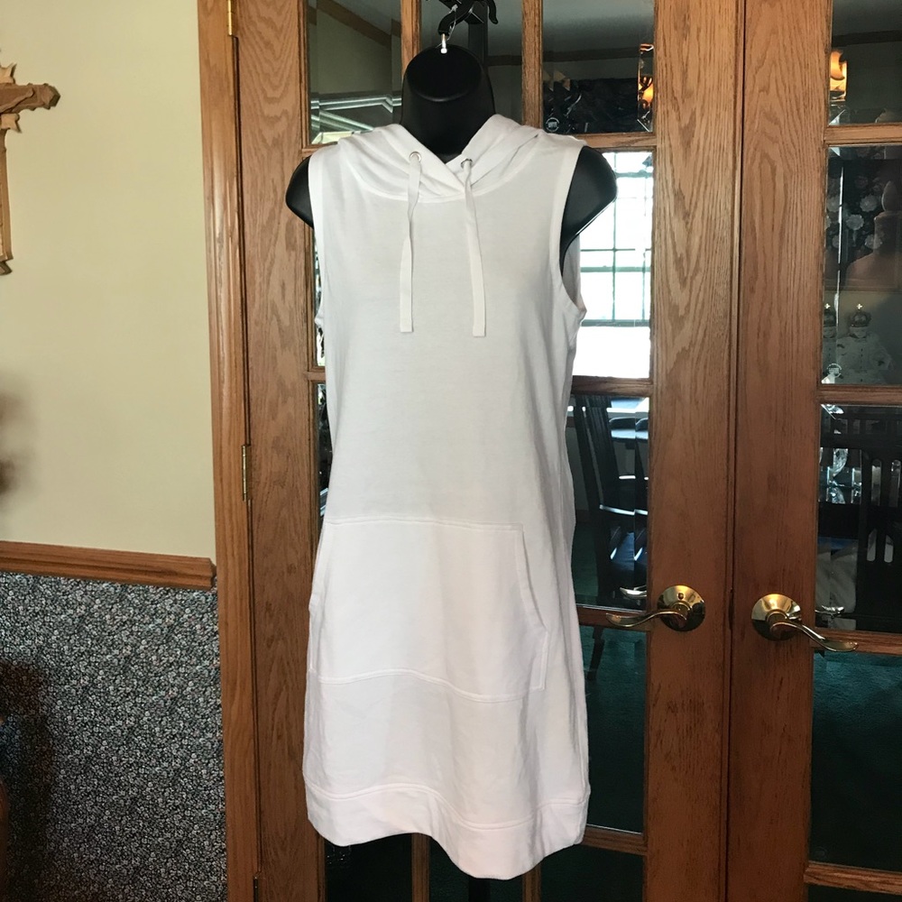 Fabletics sleeveless dress ☀️Perfect for summer!☀️